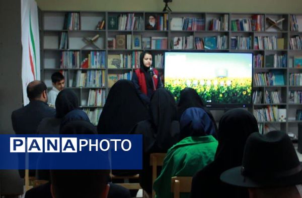 جشنواره «برگی از دانش» در دبیرستان نمونه دولتی کاشانی‌پور فردیس
