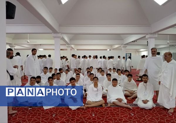 روایت تصویری سفر معنوی دانش‌آموزان عازم حج عمره