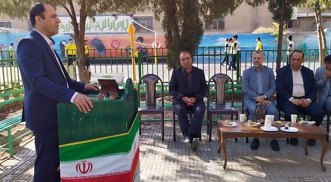 افتتاح زمین والیبال در دبیرستان ماندگار و نمونه دولتی سعدی 
