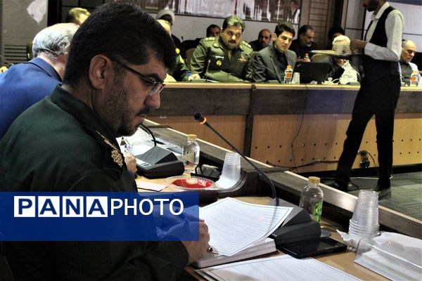 نشست شورای هماهنگی آیین وداع و خاکسپاری شهدای گمنام در قم