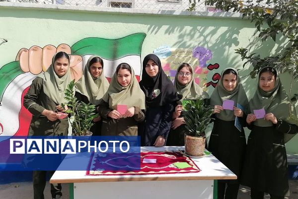 ایستگاه نشاط برای دانش‌آموزان بهارستانی