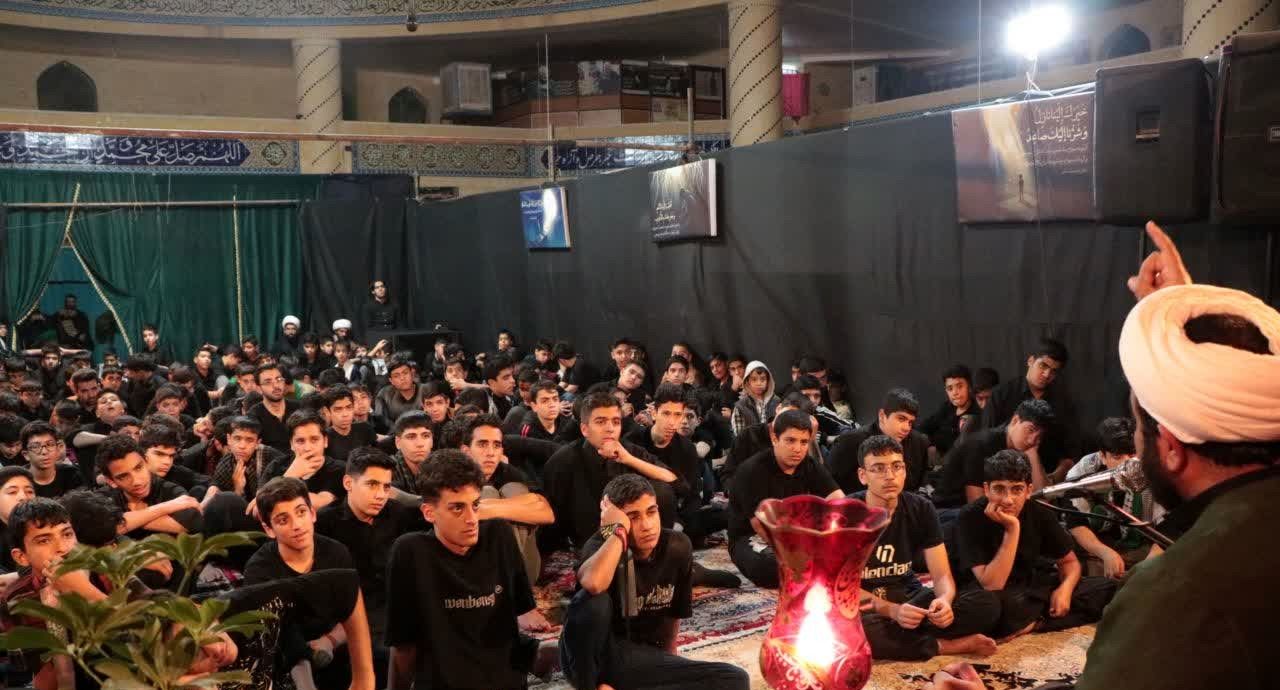 مراسم عزاداری شهادت حضرت زینب (س)  مسجد امام جعفر صادق (ع) یزد