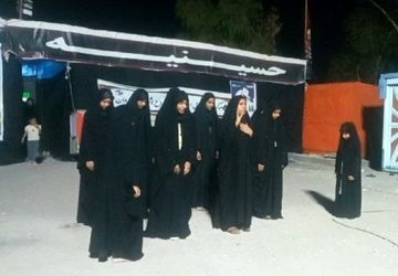 اینجا دانشجویان، خادم احسان الحسین‌اند