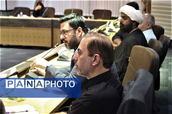 نشست شورای هماهنگی حفظ آثار دفاع مقدس قم