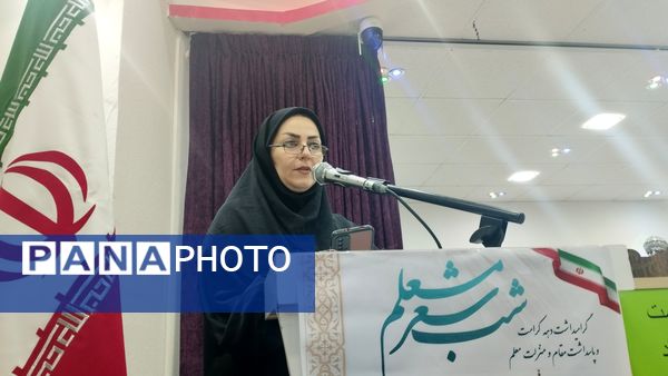 برگزاری برنامه شب شعر در شهرستان خلیل‌آباد