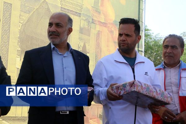 طرح پویا، شهر پویا با برگزاری  همایش پیاده روی خانوادگی در بوستان ورزش ملارد 