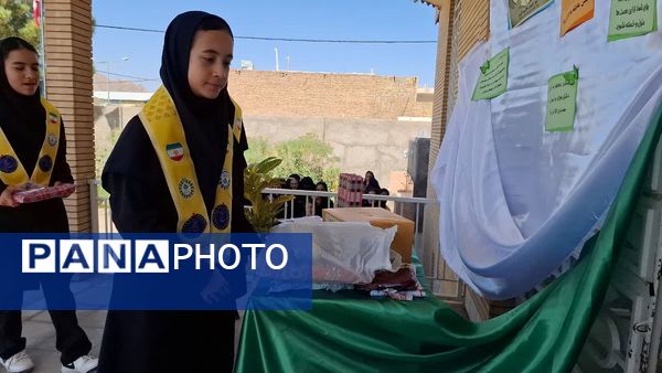 جشن عاطفه‌ها در دبیرستان فرزانگان خواف