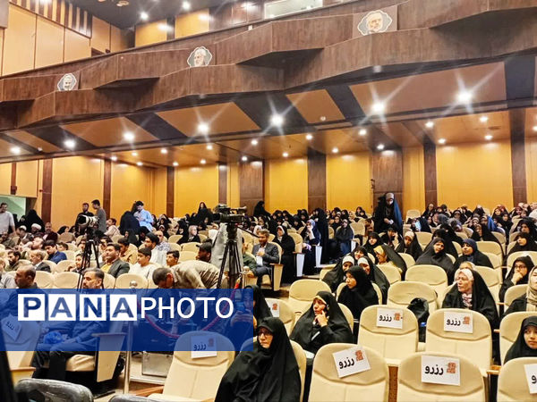 جلوه‌هایی از دومین جشنواره روایت جهاد در قم