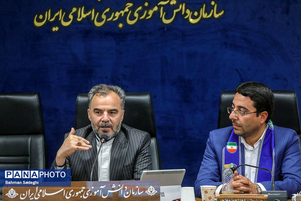 نشست قائم مقام سازمان دانش آموزی با معاونان پرورشی، تربیت‌بدنی و مسئولان سازمان دانش‌آموزی آذربایجان شرقی

