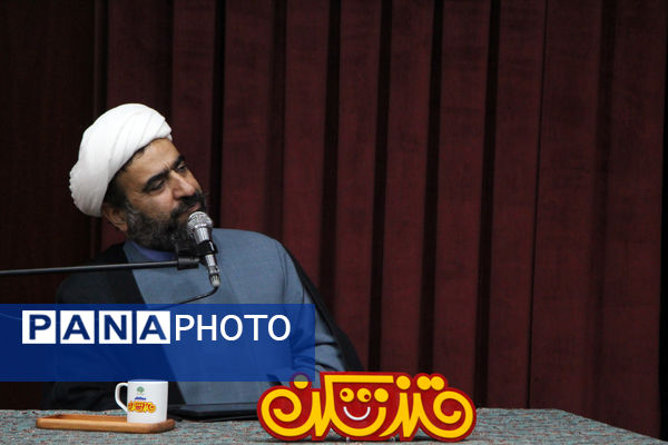 محفل قندشکن با طعم دفاع مقدس در یزد