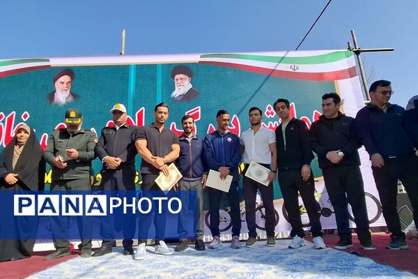  همایش بزرگ پیاده روی خانوادگی در نسیم‌شهر 