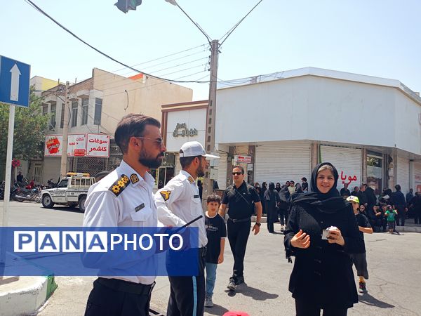 فرشتگانی که مهربانانه خدمت می‌کنند 