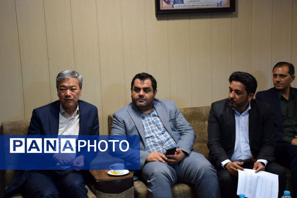 نشست جمع‌بندی طرح نهضت ملی مدرسه‌سازی در تربت‌حیدریه 