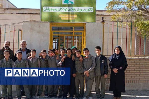 انس باکتاب و کتاب‌خوانی مدرسه باقرالعلوم شهرستان فیروزکوه