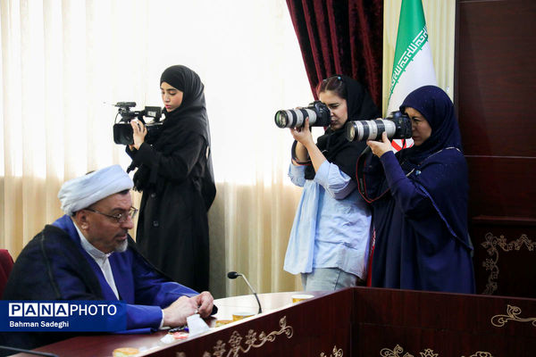 مراسم تقدیر از افتخارآفرینان المپیاد نجوم و اختر فیزیک با حضور وزیر ورزش و جوانان