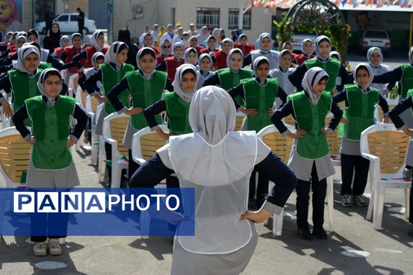 برگزاری المپیاد ورزشی درون مدرسه‌ای در بهارستان‌دو