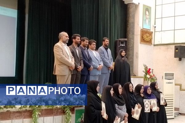 آیین تقدیر از معماران خشت اول ، معلمان اول ابتدایی