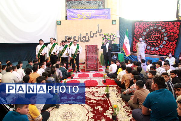 حضور خادمان رضوی در اعتکاف دانش‌آموزی فهرج