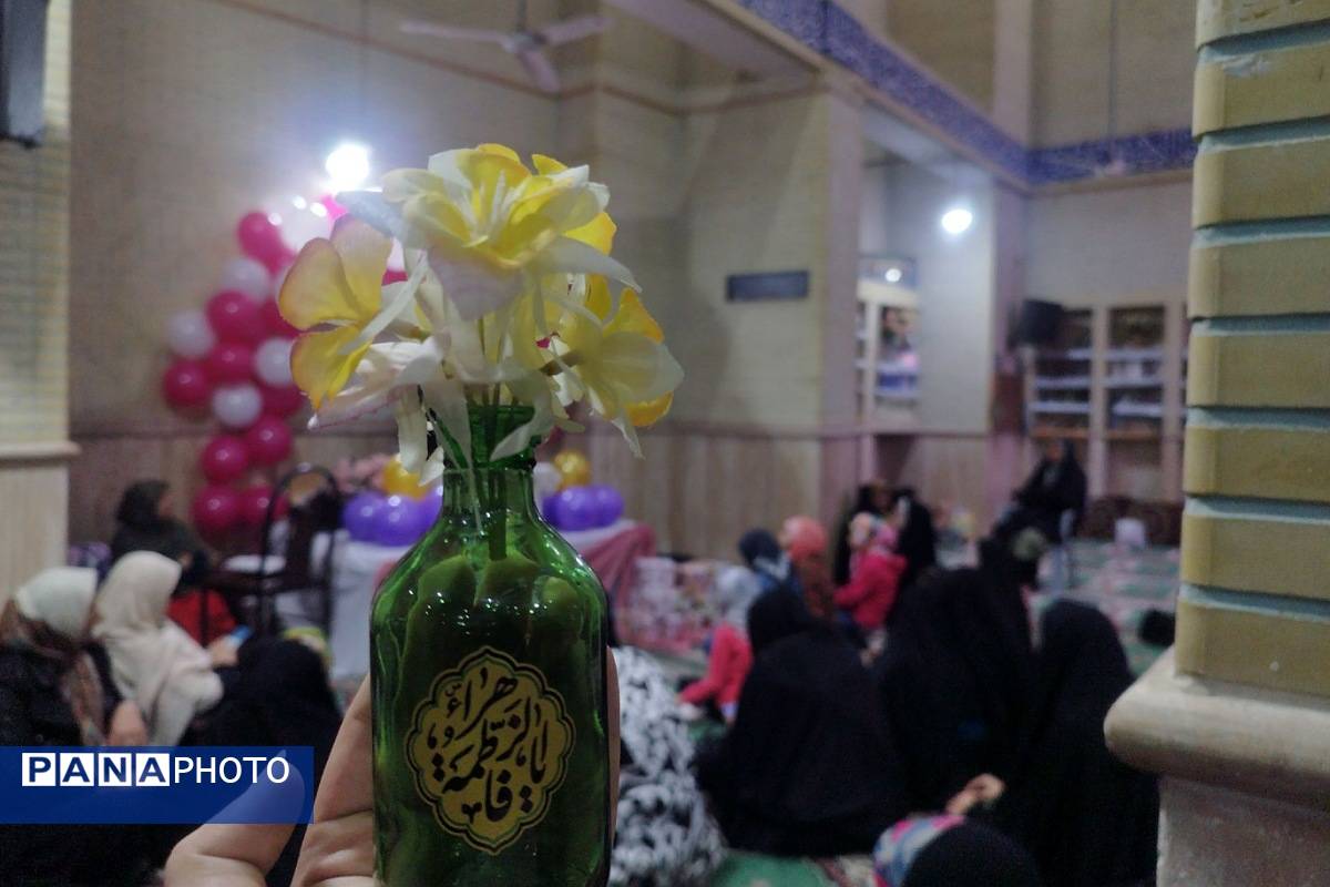 محفل دانش آموزی مقدامه میزبان ولادت حضرت زهرا (س)