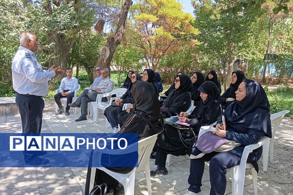 برگزاری دوره توانمند سازی مربیان پیشتاز در منطقه پردیس 