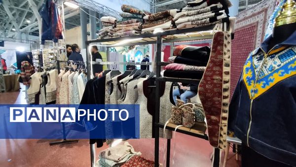 جشنواره سوغات و صنایع گردشگری ایران در اصفهان 