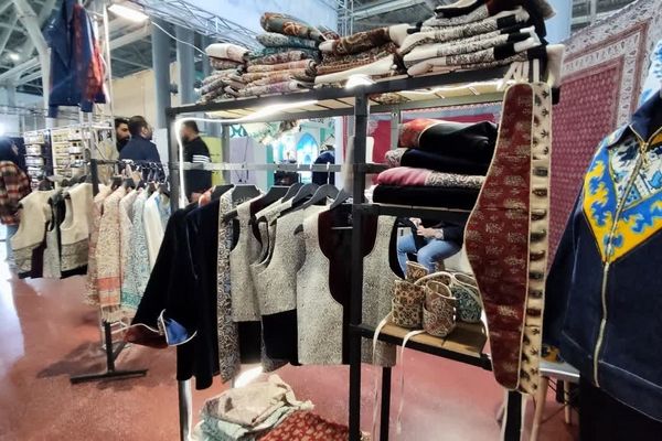 جشنواره سوغات و صنایع گردشگری ایران در اصفهان 