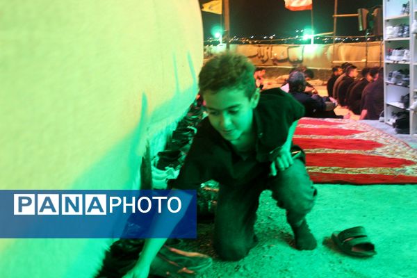 مراسم عزاداری شب سوم محرم در هیات مکتب‌‌الزهرا شهرستان حاجی‌‌آباد