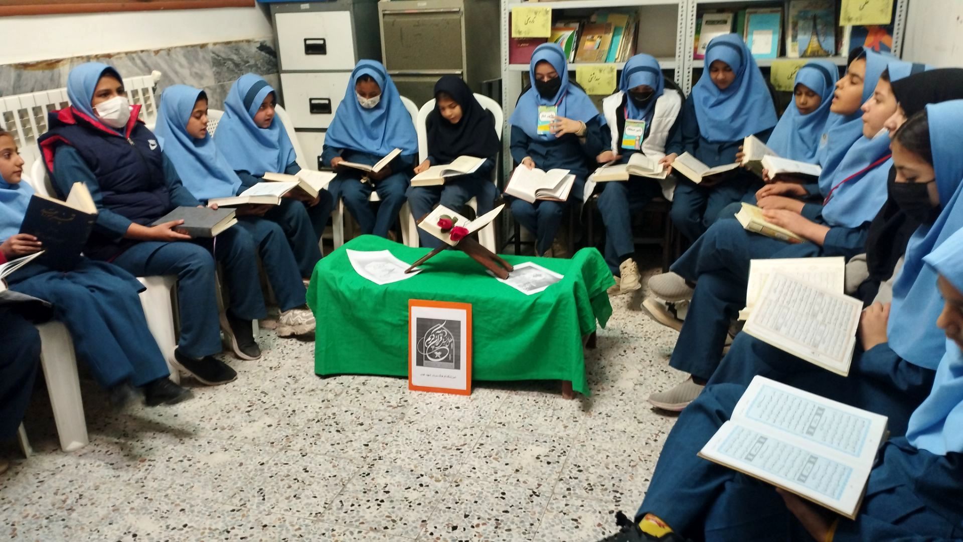 محفل انس با قرآن در آموزشگاه فرهنگ شهرستان خلیل آباد 