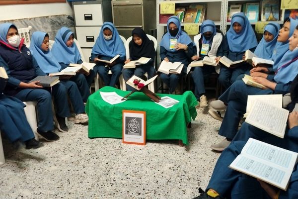 محفل انس با قرآن در آموزشگاه فرهنگ شهرستان خلیل آباد 