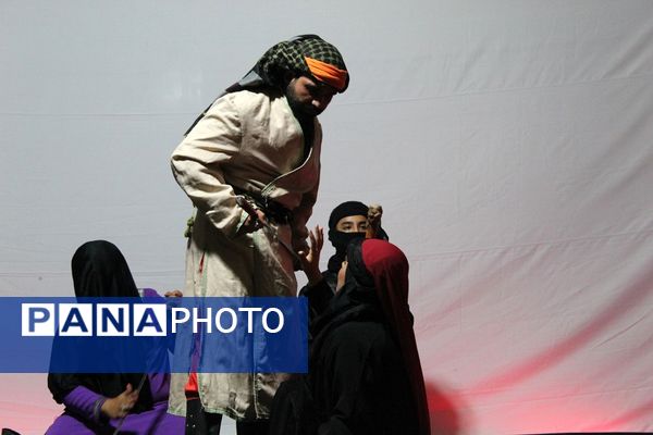 اجرای نمایش « طریق عشق » در شهر درق 