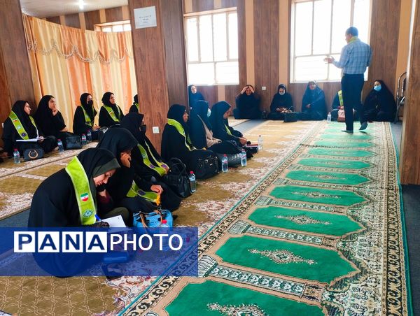 برگزاری دوره توانمند سازی مربیان پیشتاز در حاجی‌آباد 