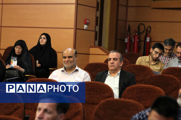 هم‌افزایی دانشگاه آزاد و آموزش و پرورش برای ارتقای آموزش متوسطه در کاشان