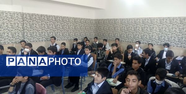 بازدید معاون آموزشی و کارشناس آموزش متوسطه اداره آموزش و پرورش خاتم 