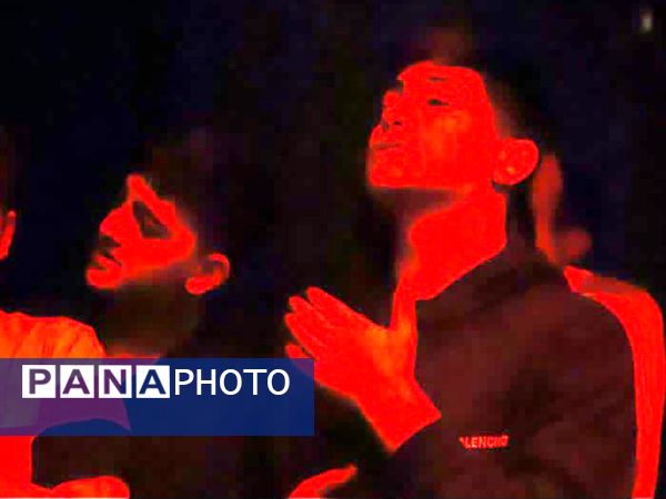 جلوه‌ای از اعتکاف دانش‌آموزی در مسجد امام علی‌بن‌ابی‌طالب (ع)