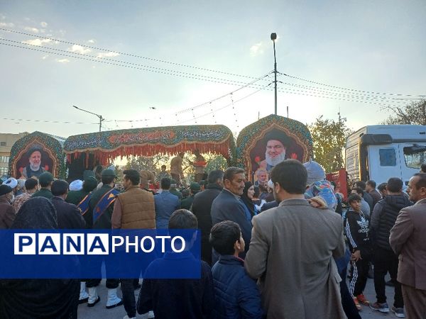 استقبال پرشور مردم از شهدای گمنام در شهرستان شیروان