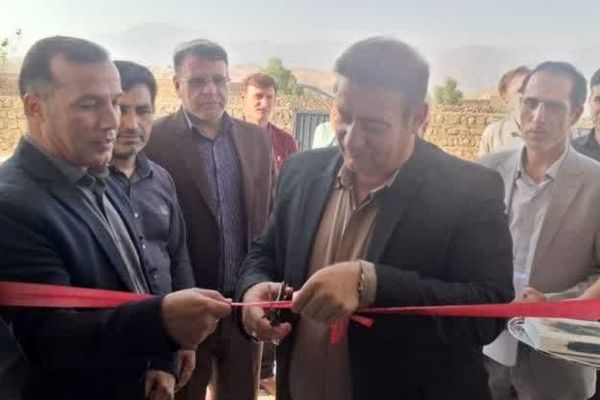 افتتاح ۶۰۵ طرح حمایتی و اشتغال‌زایی کمیته امداد در پلدختر