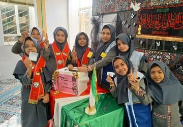 رقابتی سالم پرشور و هیجان انگیز در بین دانش آموزان دبستان دخترانه علمدار تفت