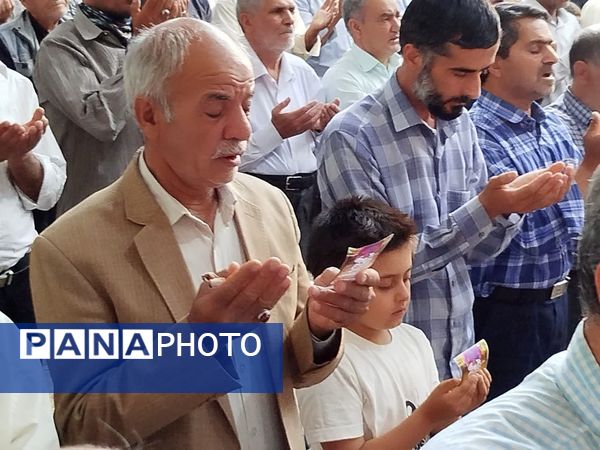 نماز باشکوه عید سعید قربان در شهرستان کاشمر 
