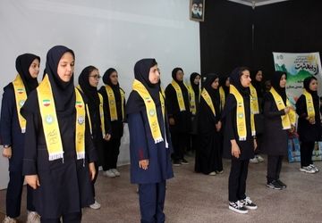 مراسم گرامیداشت بیست و ششمین سالروز تاسیس سازمان دانش‌آموزی در سمنان 