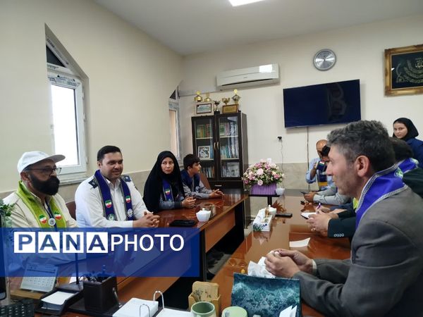 بازدید ارزیاب کشوری سازمان دانش‌آموزی در مدارس تمام پیشتاز شهرستان فاروج