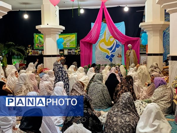 بازدید مسئولان از معتکفین دختر در محل مسجد جامعه شهرستان خلیل آباد