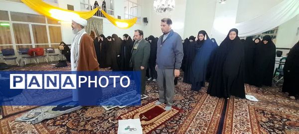 بازدید امام جمعه کاشمر از مسابقات قرآن، عترت و نماز ویژه دختران شهرستان کاشمر 