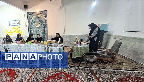 اولین جلسه شورای دبیران در دبیرستان فیاض