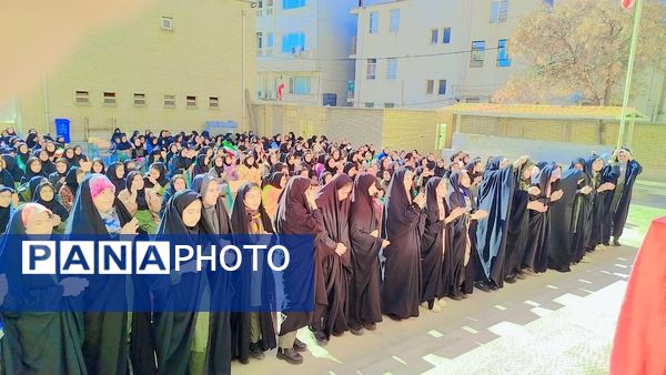 مراسم گرامیداشت روز مادر در مدارس شهر ایلام 
