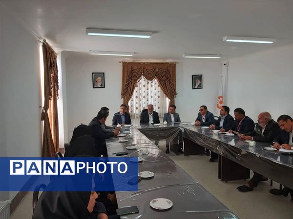 بازدید نماینده مردم خاتم در مجلس شورای اسلامی از اداره بهزیستی