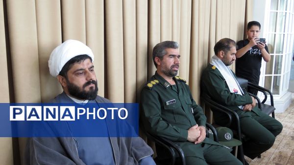 دیدار فرمانده واحدهای آموزشگاه‌های شهرستان خلیل‌آباد با امام جمعه