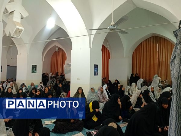 نماز عبادی سیاسی جمعه در مصلی مسجد جامع خلیل آباد 