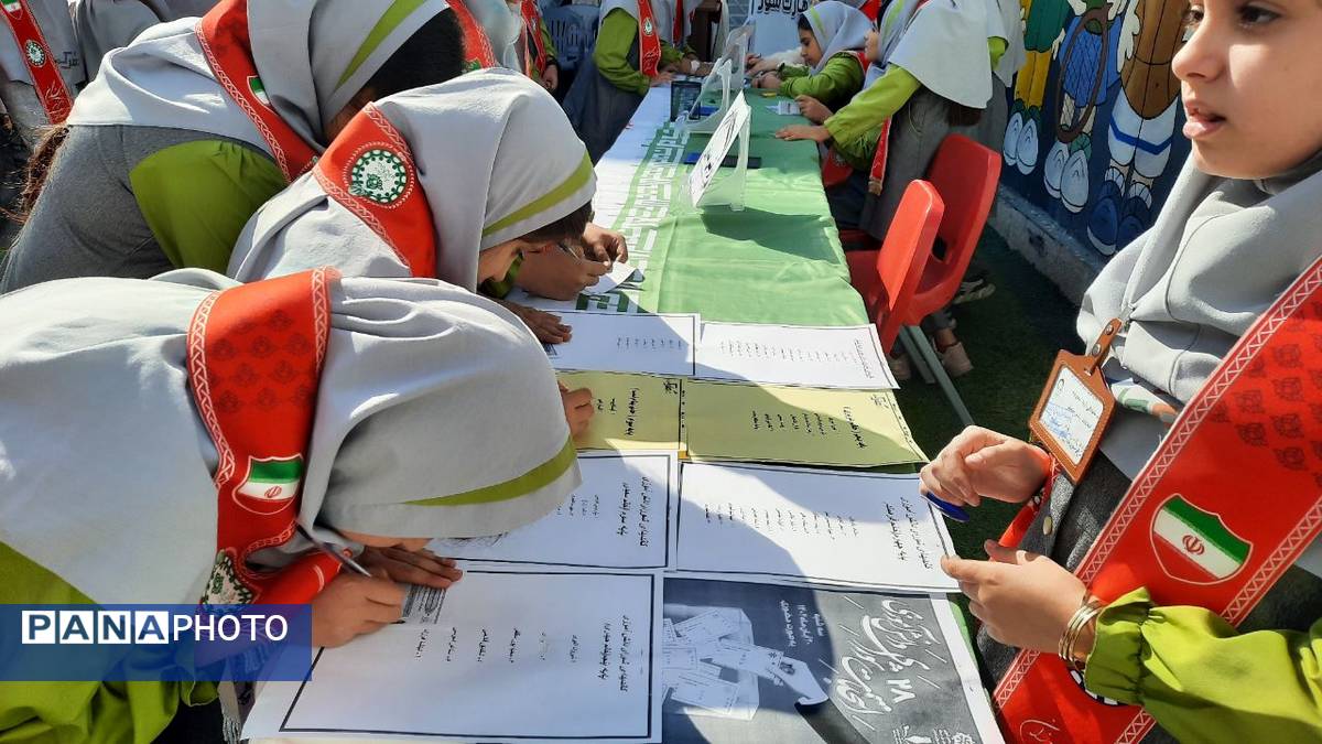 انتخابات شورای دانش‌آموزی در مدرسه غیردولتی «عطرک» یاسوج 