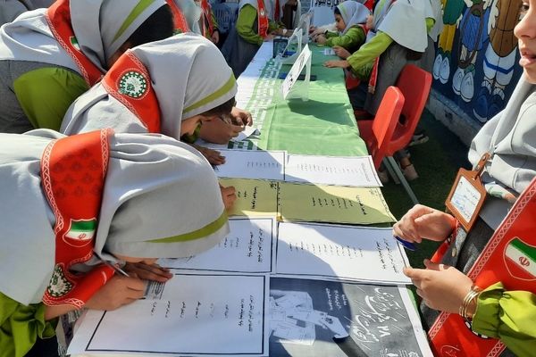 انتخابات شورای دانش‌آموزی در مدرسه غیردولتی «عطرک» یاسوج 