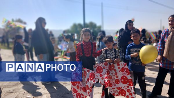 پرواز بادبادک‌ها